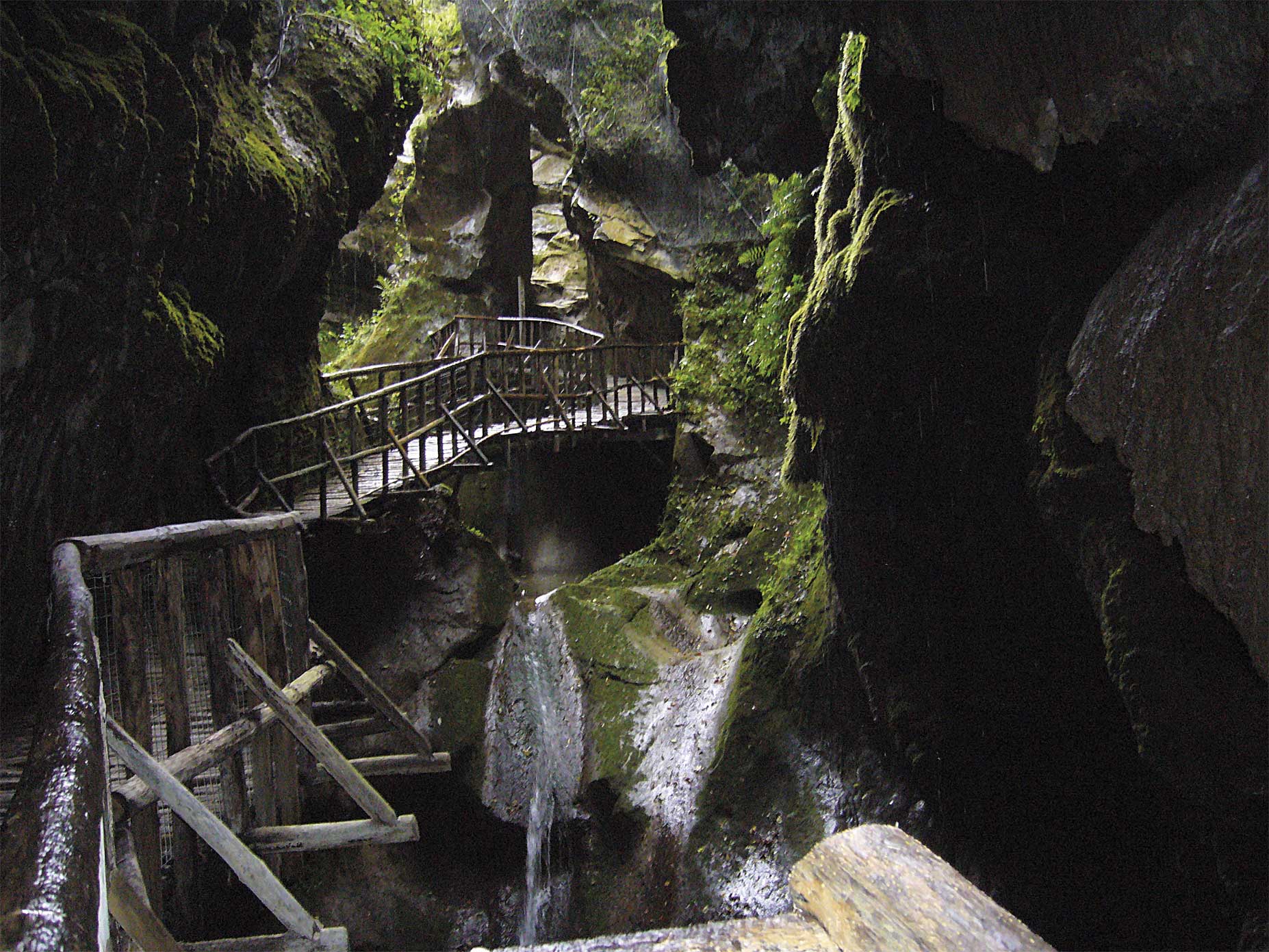 Fregona (Tv), Grotte del Caglieron.